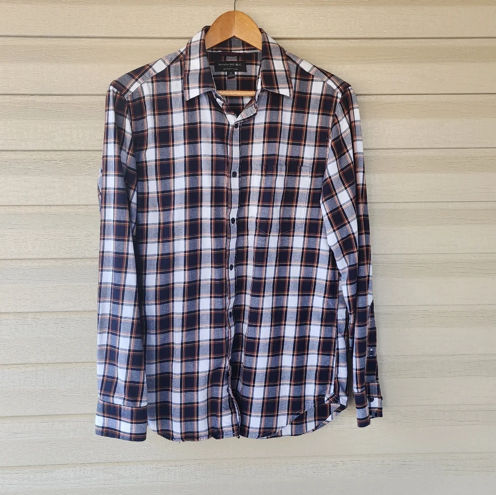 Banana Republic men's light weight flannel shirt size S